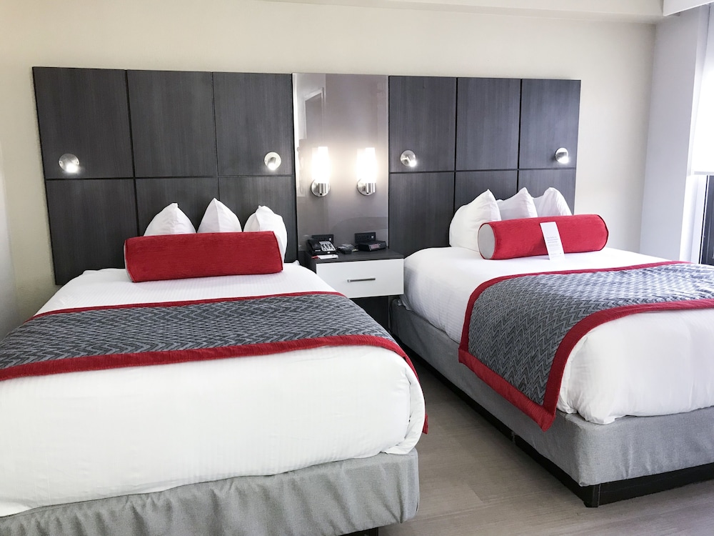 Studio, Suite, 2 Double Beds, Accessible