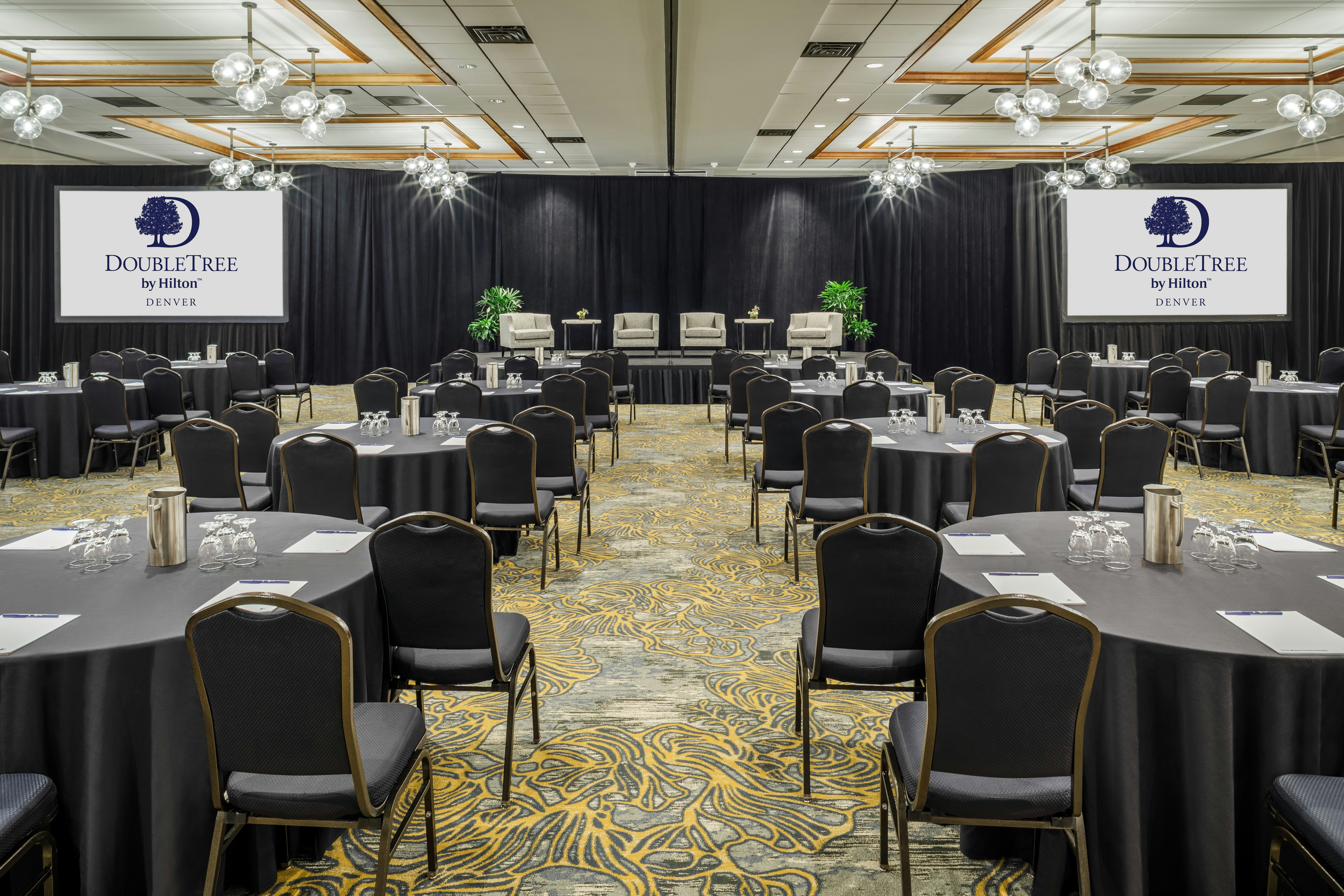 DoubleTree by Hilton Hotel Denver 54/71