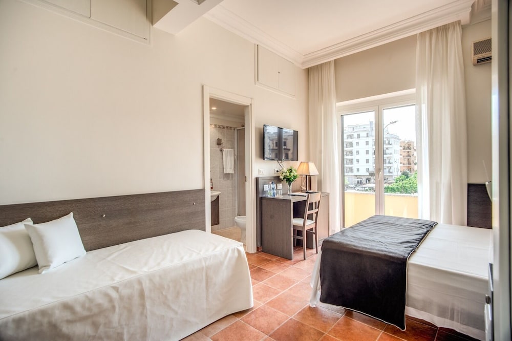 Hotel Mirti 5/22