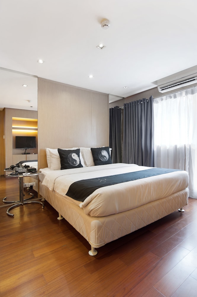 Y2 Residence Hotel 22/68