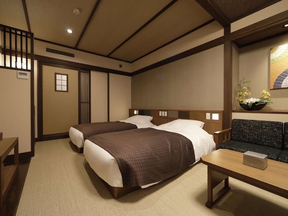 Kotohira Onsen Onyado Shikishima-Kan 10/30