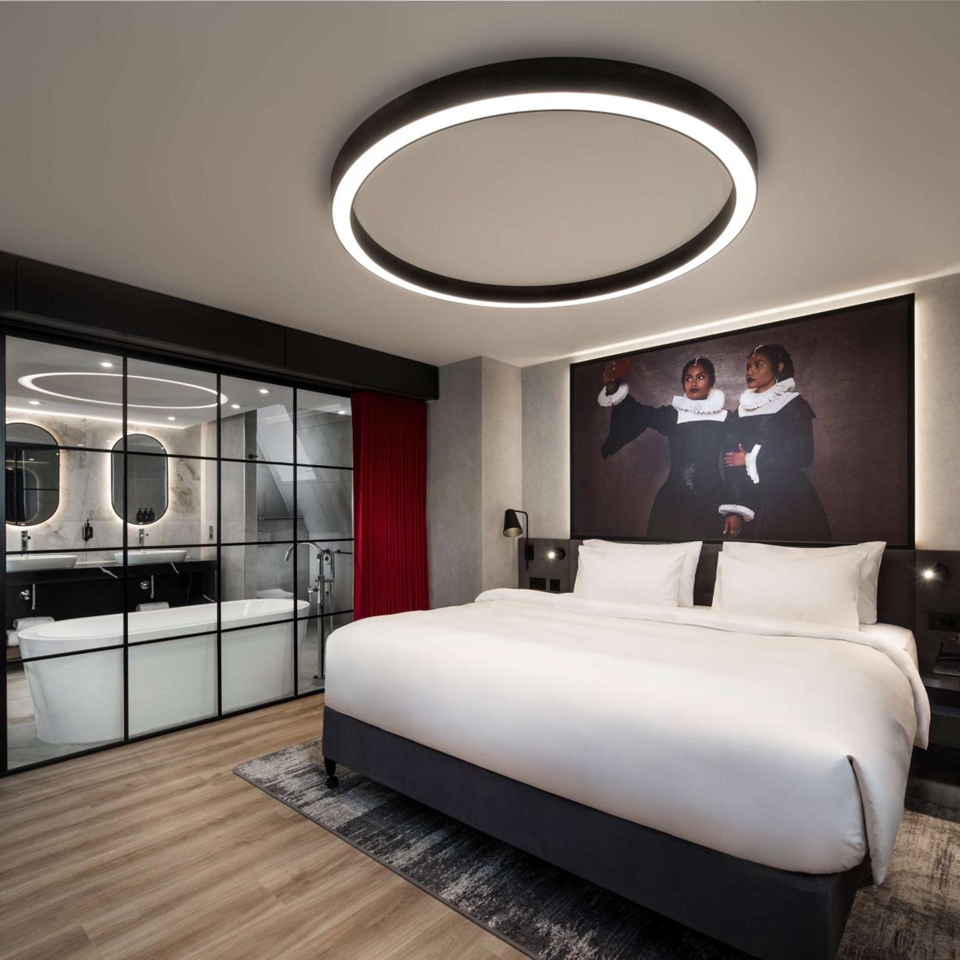 Suite, St George View