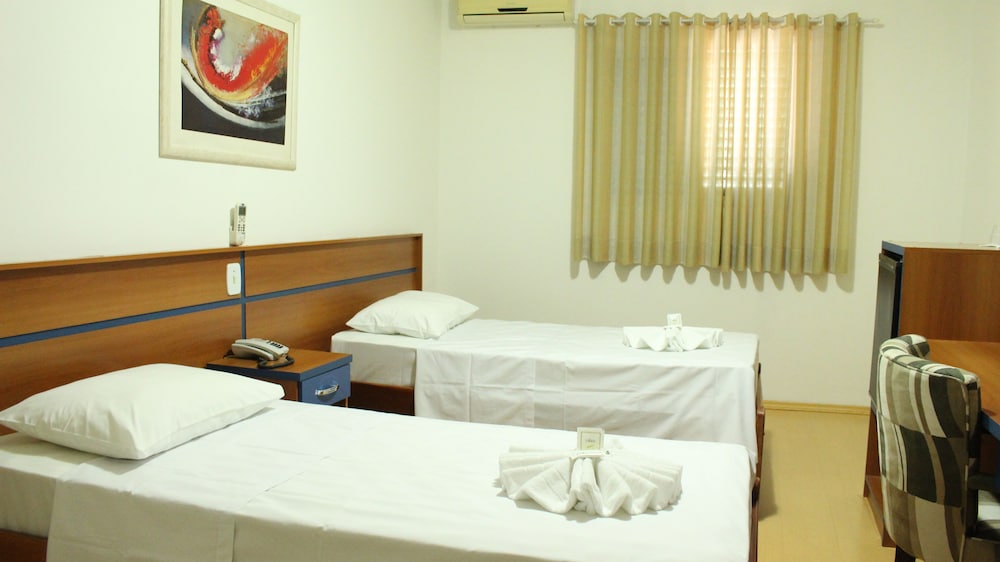 Hotel Modena 24/50
