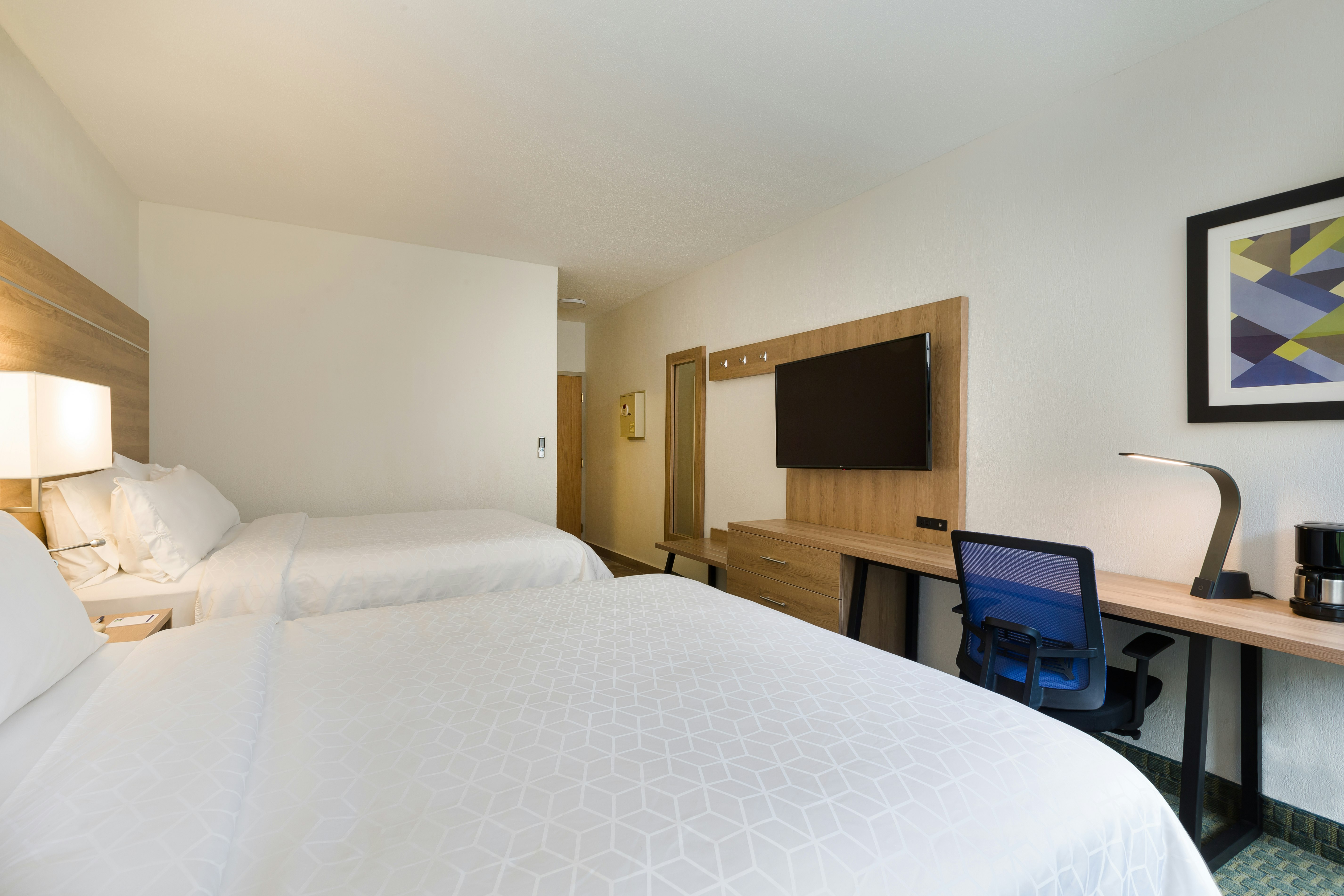 Standard, 2 Queen Beds, Holiday Inn Express San Jose Costa Rica Airport 5/10