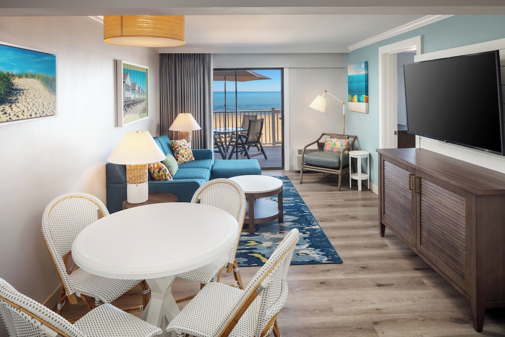 Surfside Hotel and Suites 35/57