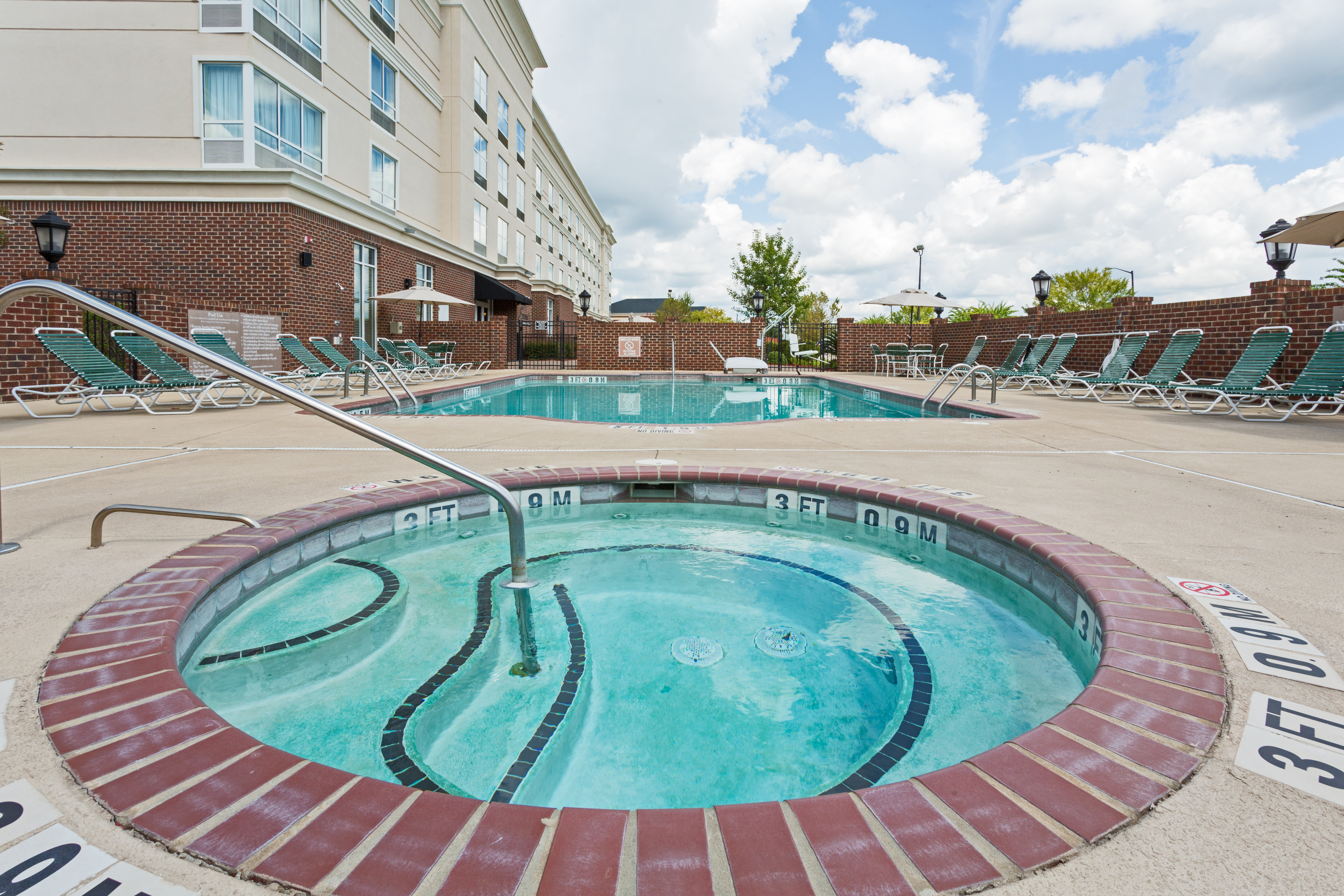 Holiday Inn Statesboro-University Area 32/62