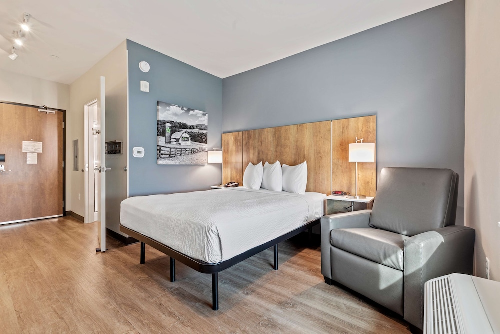 Extended Stay America - Ukiah 11/42