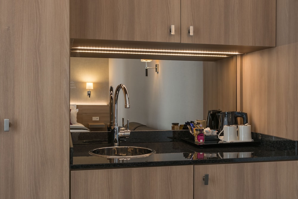 Hotel Magda Champs Elysees 65/65