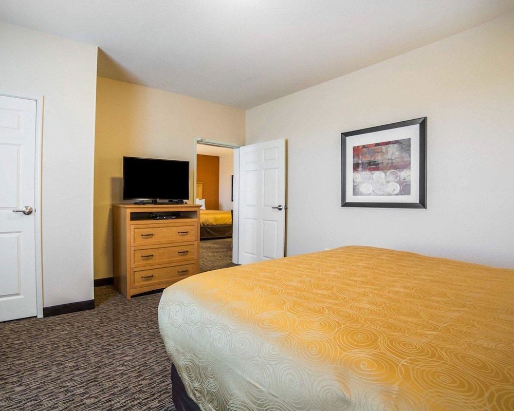 MainStay Suites Sidney - Medical Center 13/45