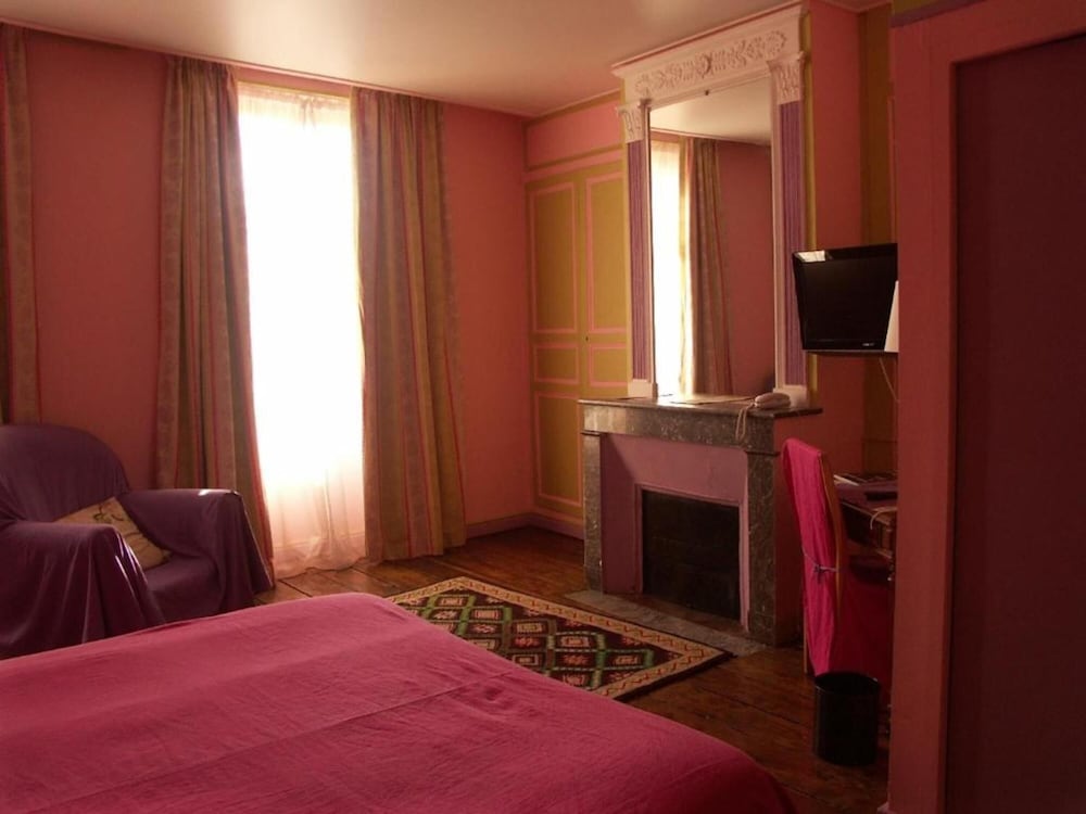 Hôtel du Palais 12/45