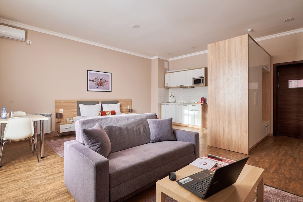 Aisha Bibi Hotel & Apartments 28/44