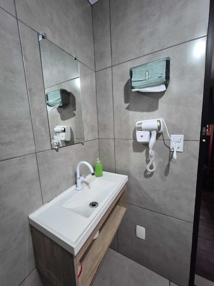 Vila Rock Hostel 48/50
