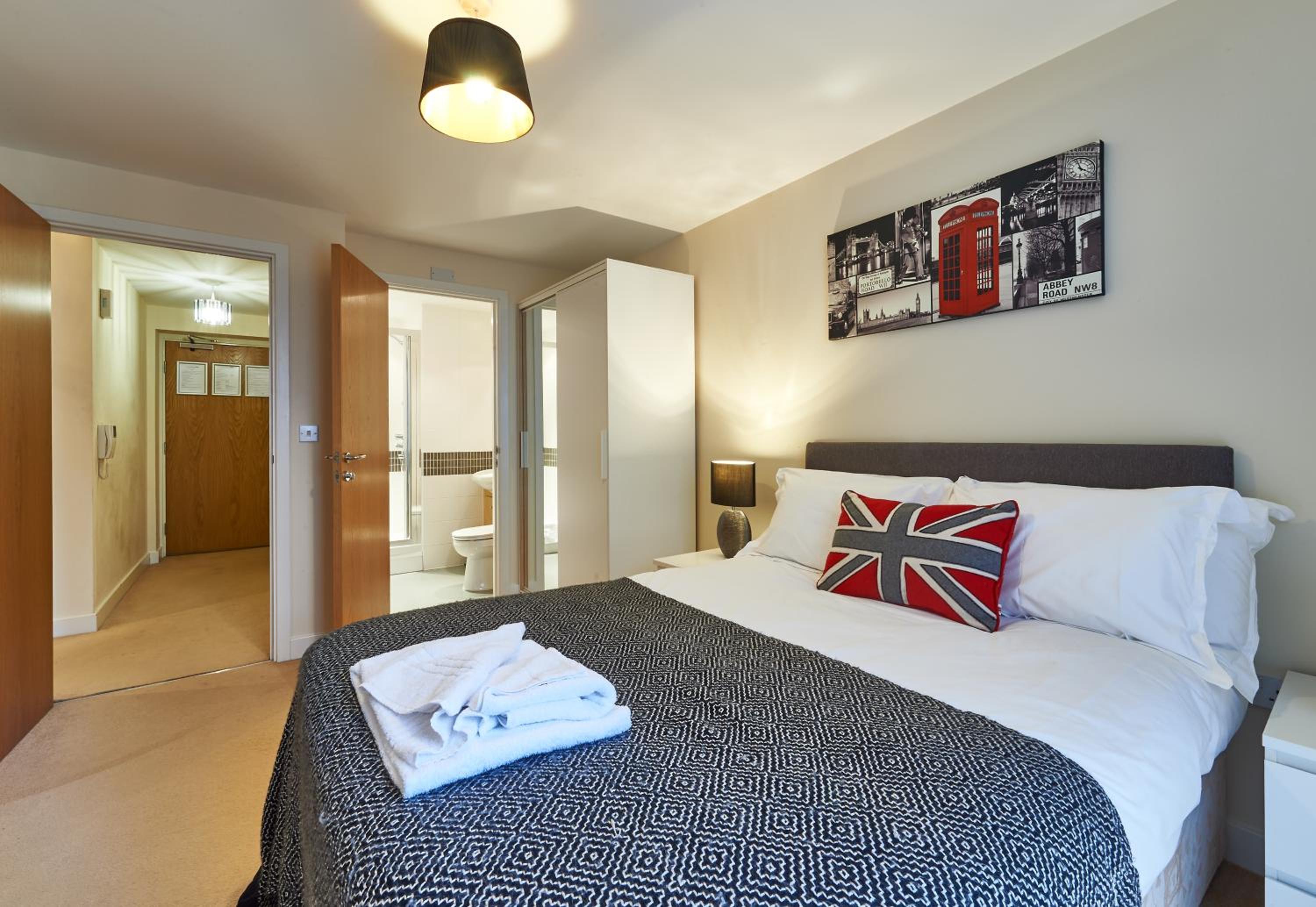 VIZION SERVICED APARTMENTS 10/50