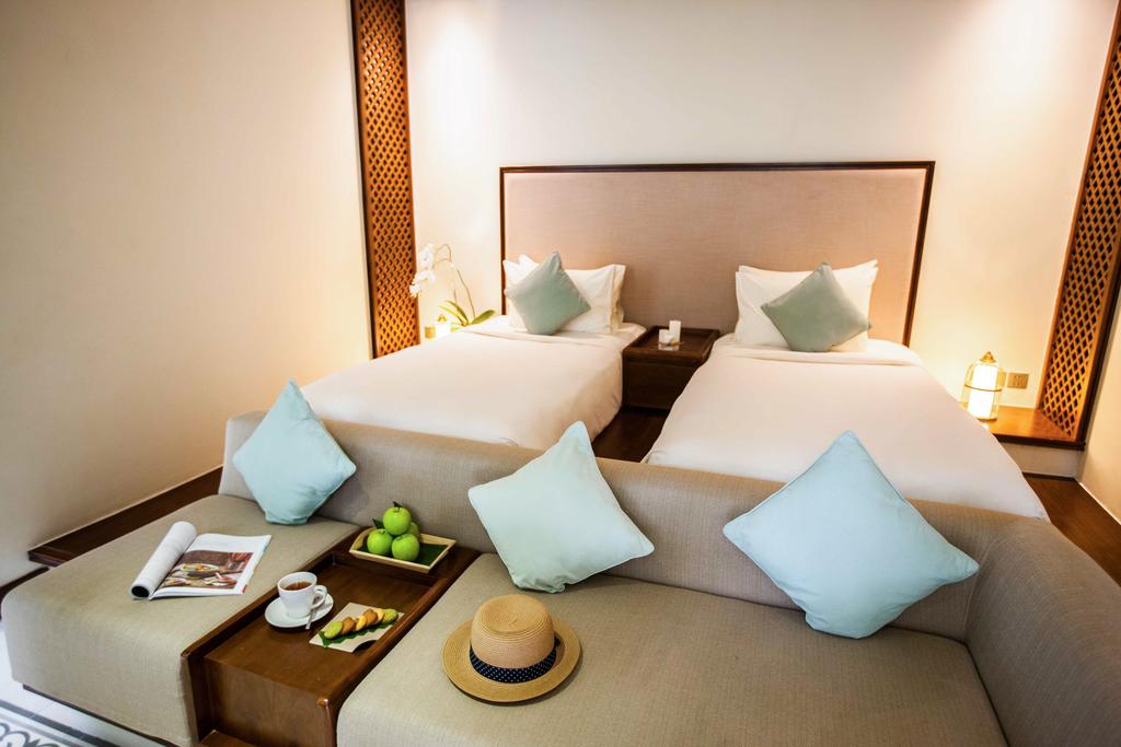 Deluxe, Double or Twin Bed, Pool View