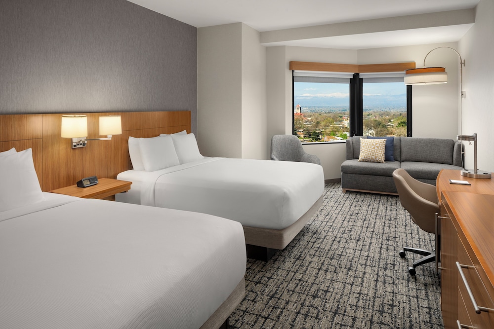 Hyatt Place Denver Cherry Creek 15/72