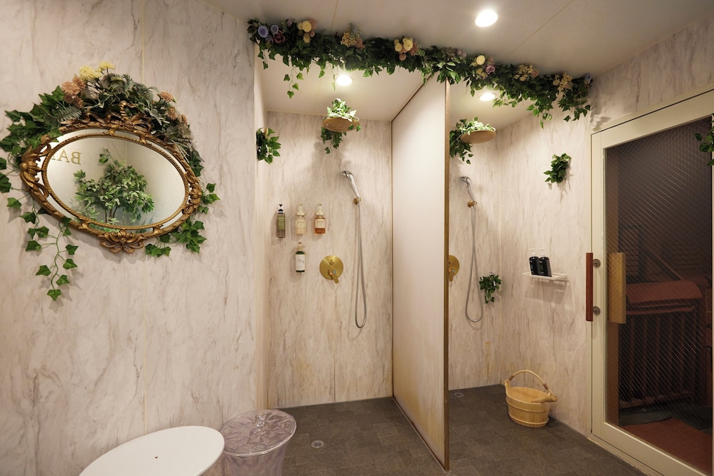 Ban Hotel Tsukiji Ginza 49/50