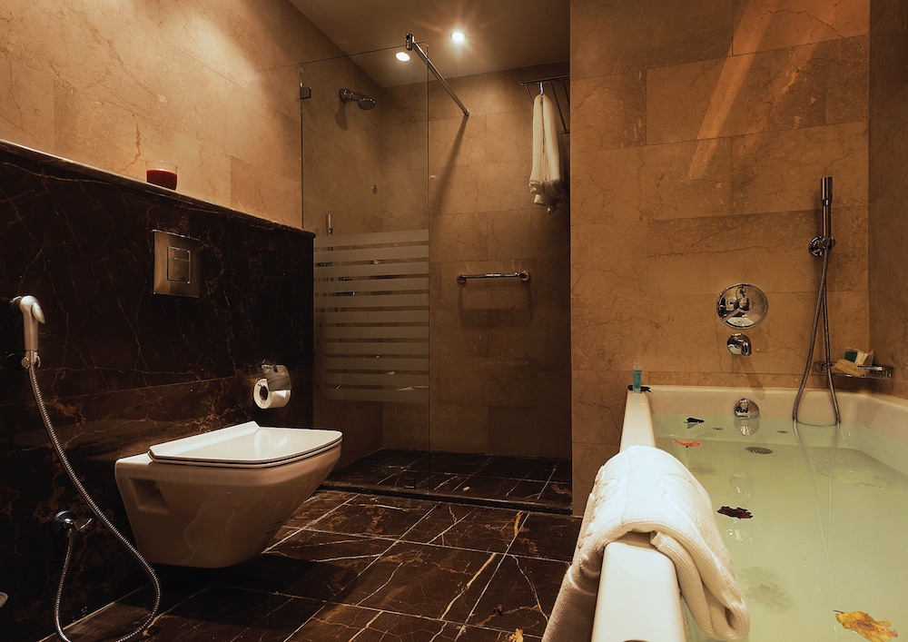 Seven Roses Hotel 20/49