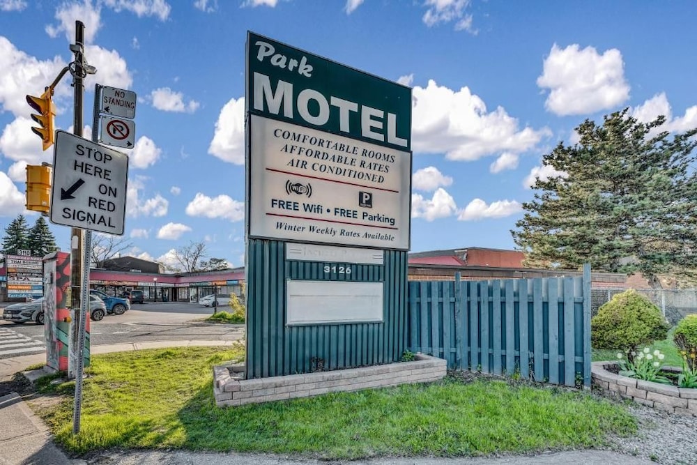 Park Motel 15/20