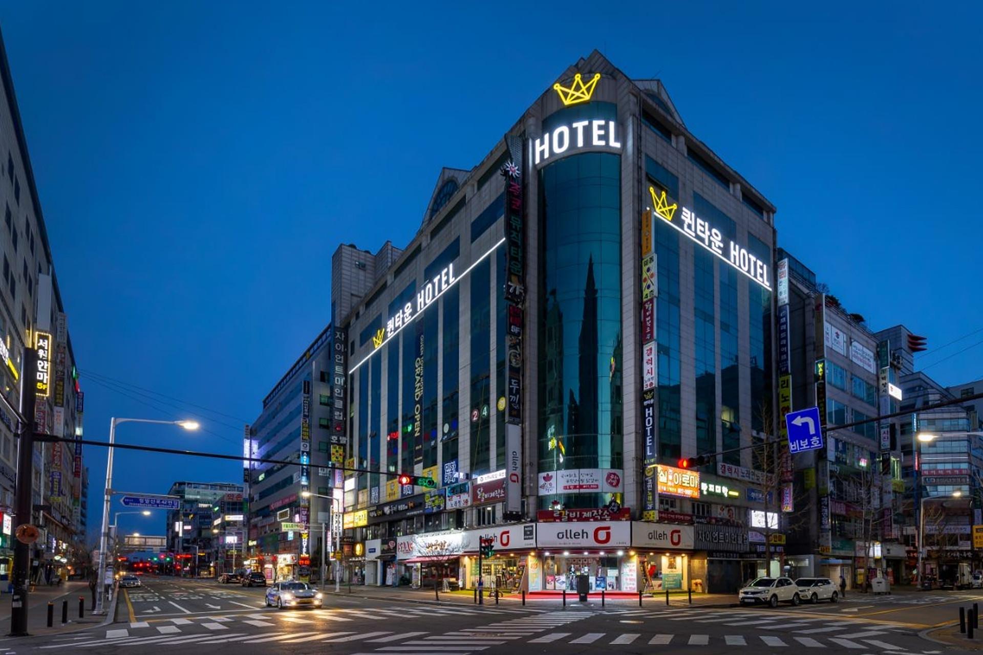 Queen Town Hotel 6/33
