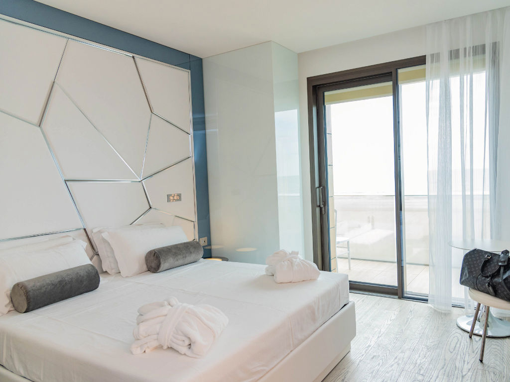 Deluxe, Double Bed, Sea Front