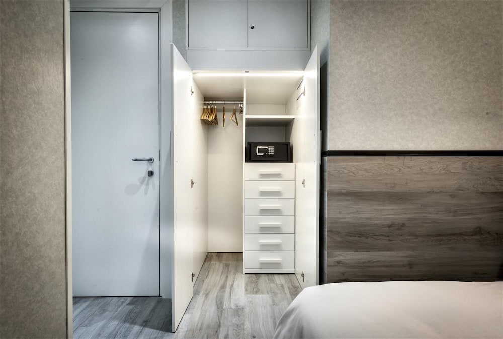 Foresteria Margherita Milano 28/48
