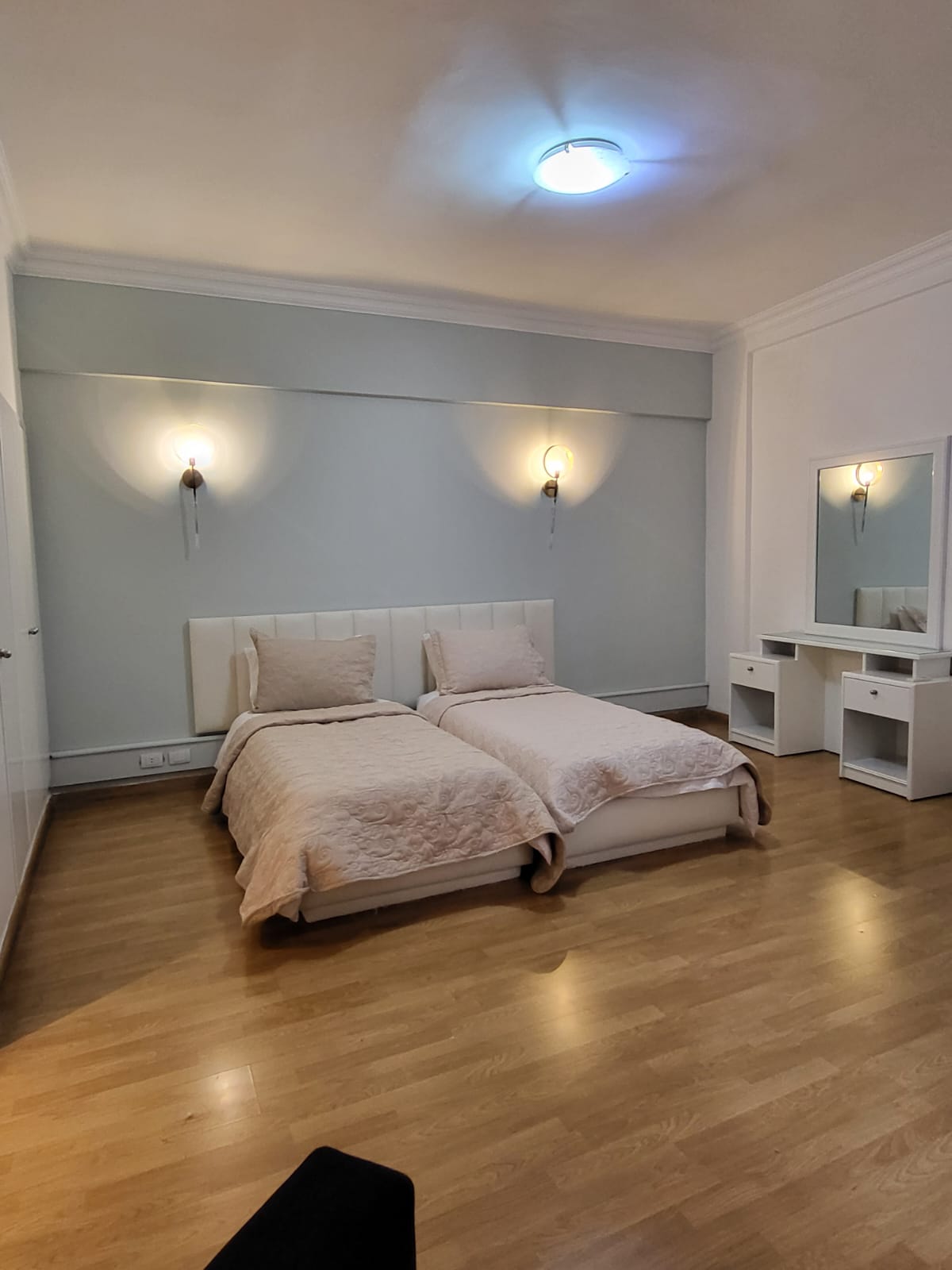 Elegant Suites, Beirut 8/16