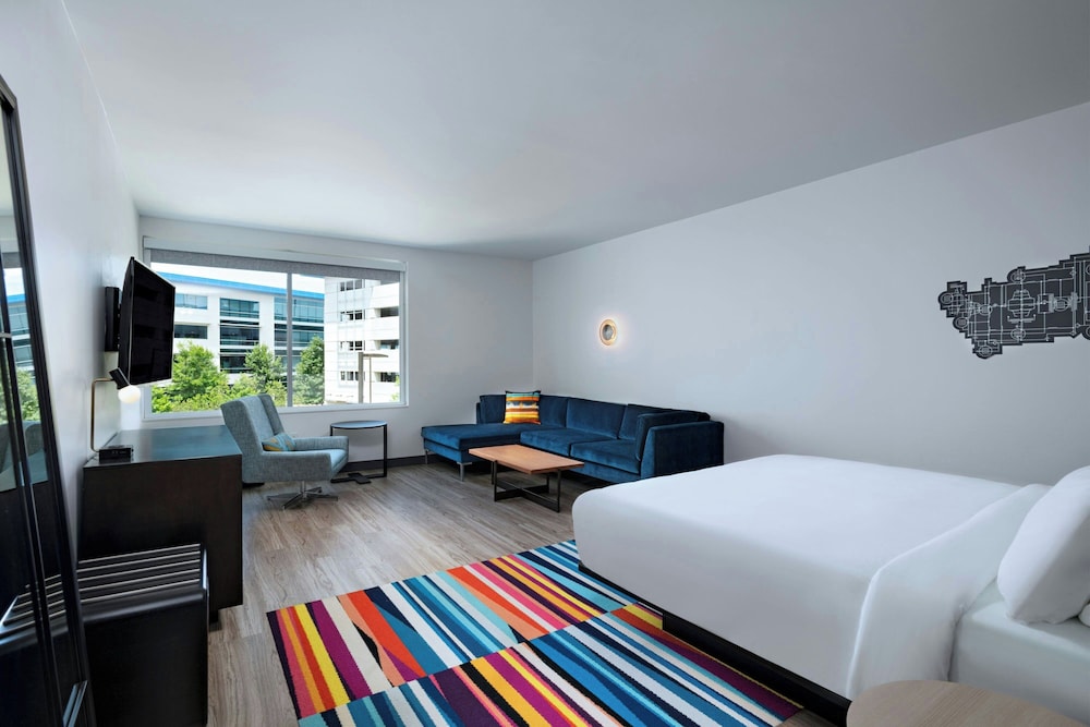 Aloft Austin Southwest 7/32