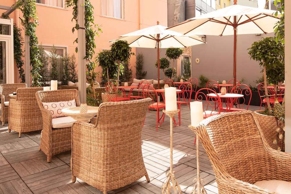 Maxime Hotel 56/69