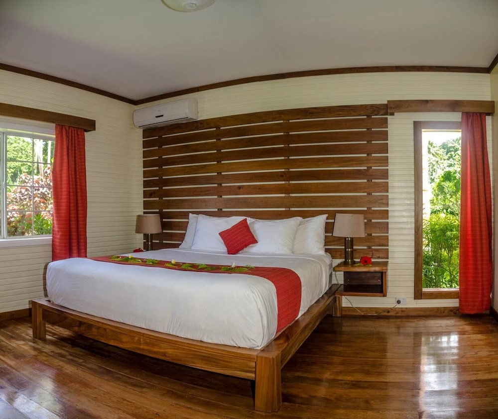 Beqa Lagoon Resort 14/70