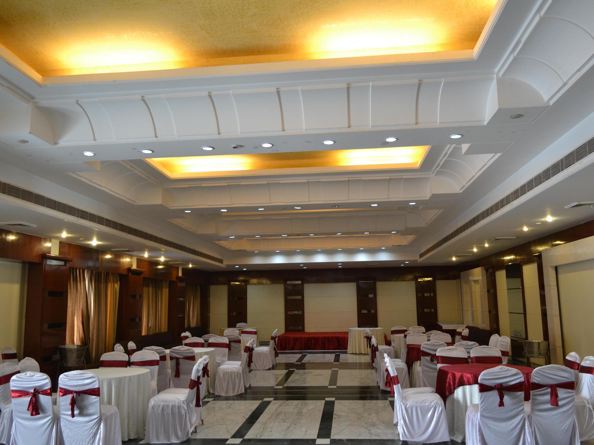 Hotel Sobti Continental 27/29