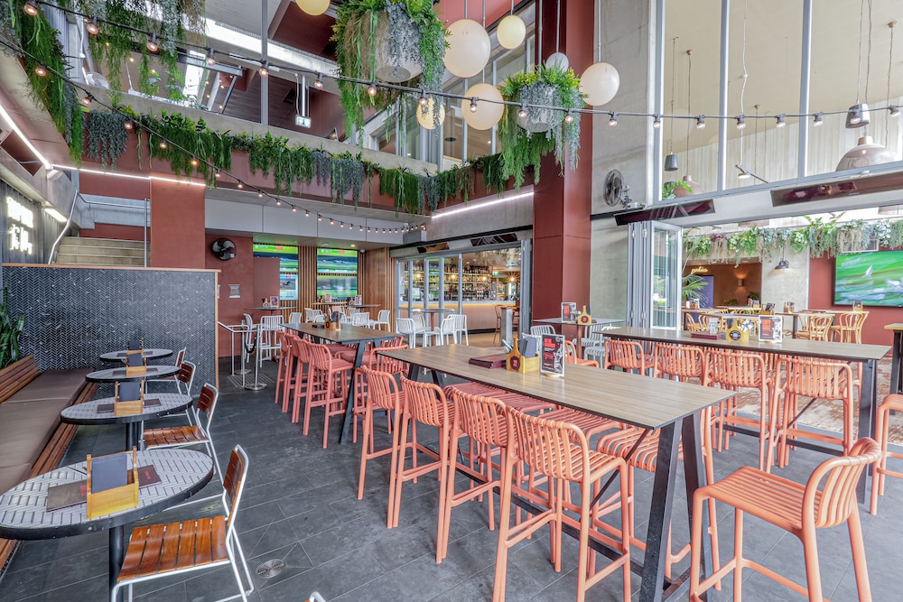 Oaks Toowoomba Hotel 53/70
