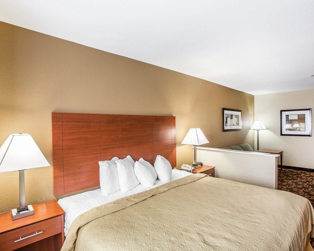 Hotel Mt. Juliet, TN 8/20