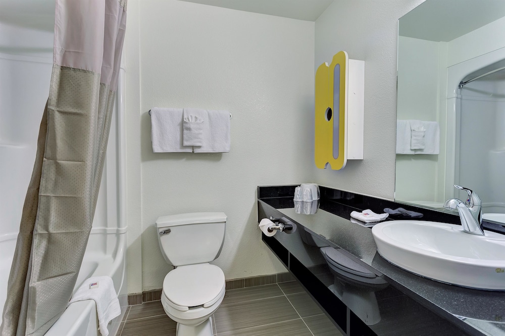 Motel6 Belmont, CA San Francisco Redwood City 33/61
