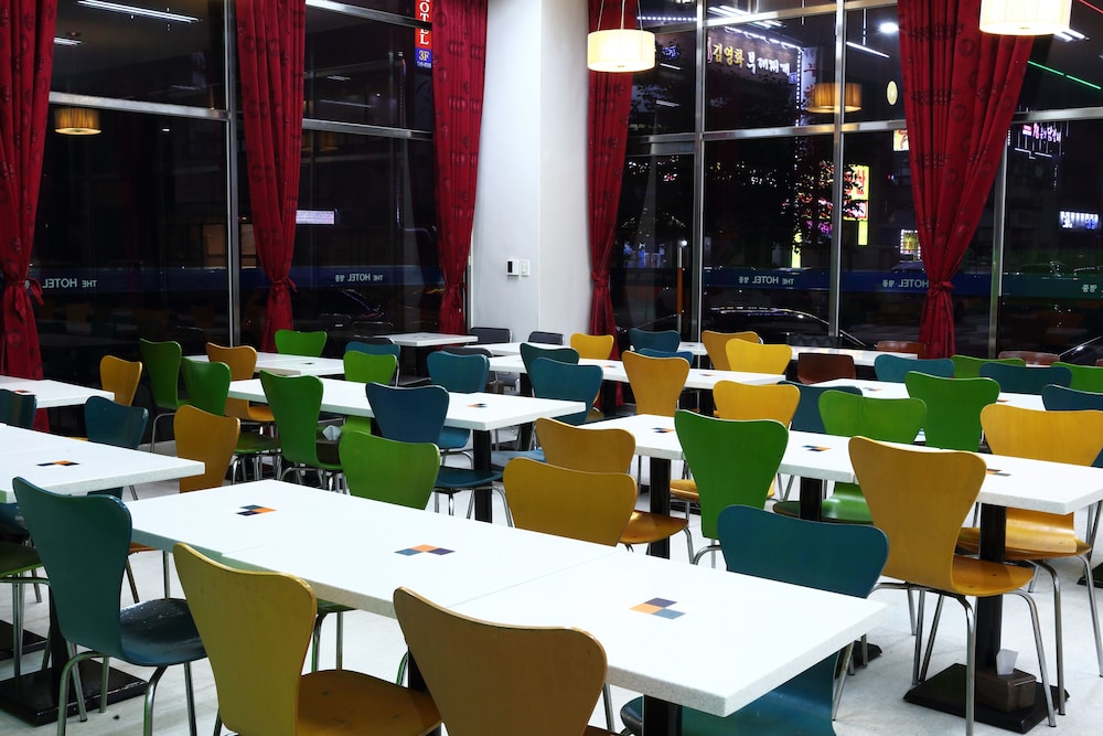 The Hotel Yeong Jong 41/50