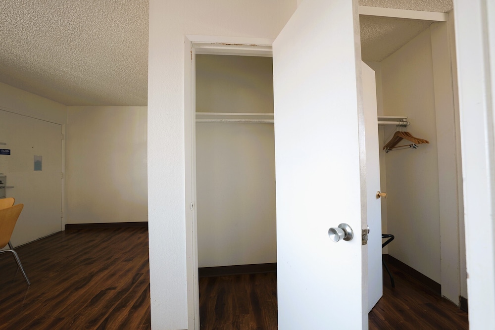 Travelodge Inn & Suites by Wyndham Saint Helens OR 6/37