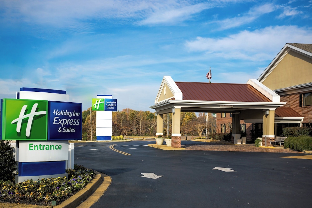 Holiday Inn Express Hotel And Suites Corinth 6/34