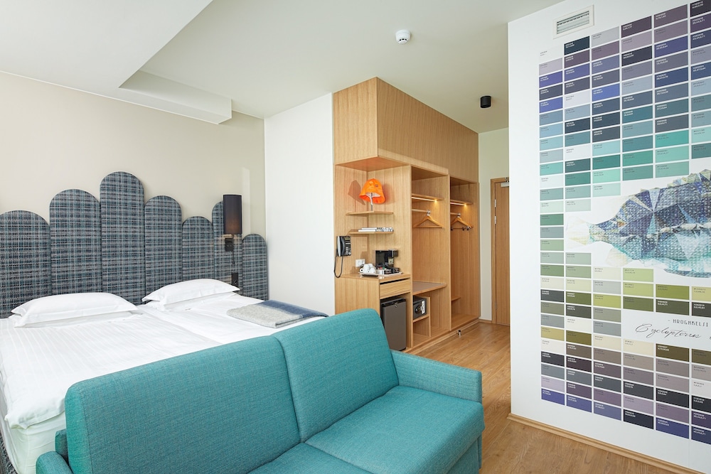 Reykjavik Marina - Berjaya Iceland Hotels 16/50