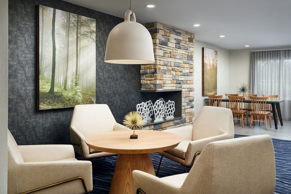 Fairfield Inn Suites Auburn Opelika 39/44