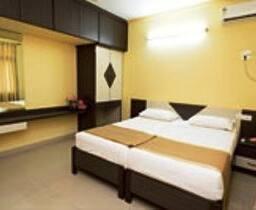2 Bedrooms, Apartment