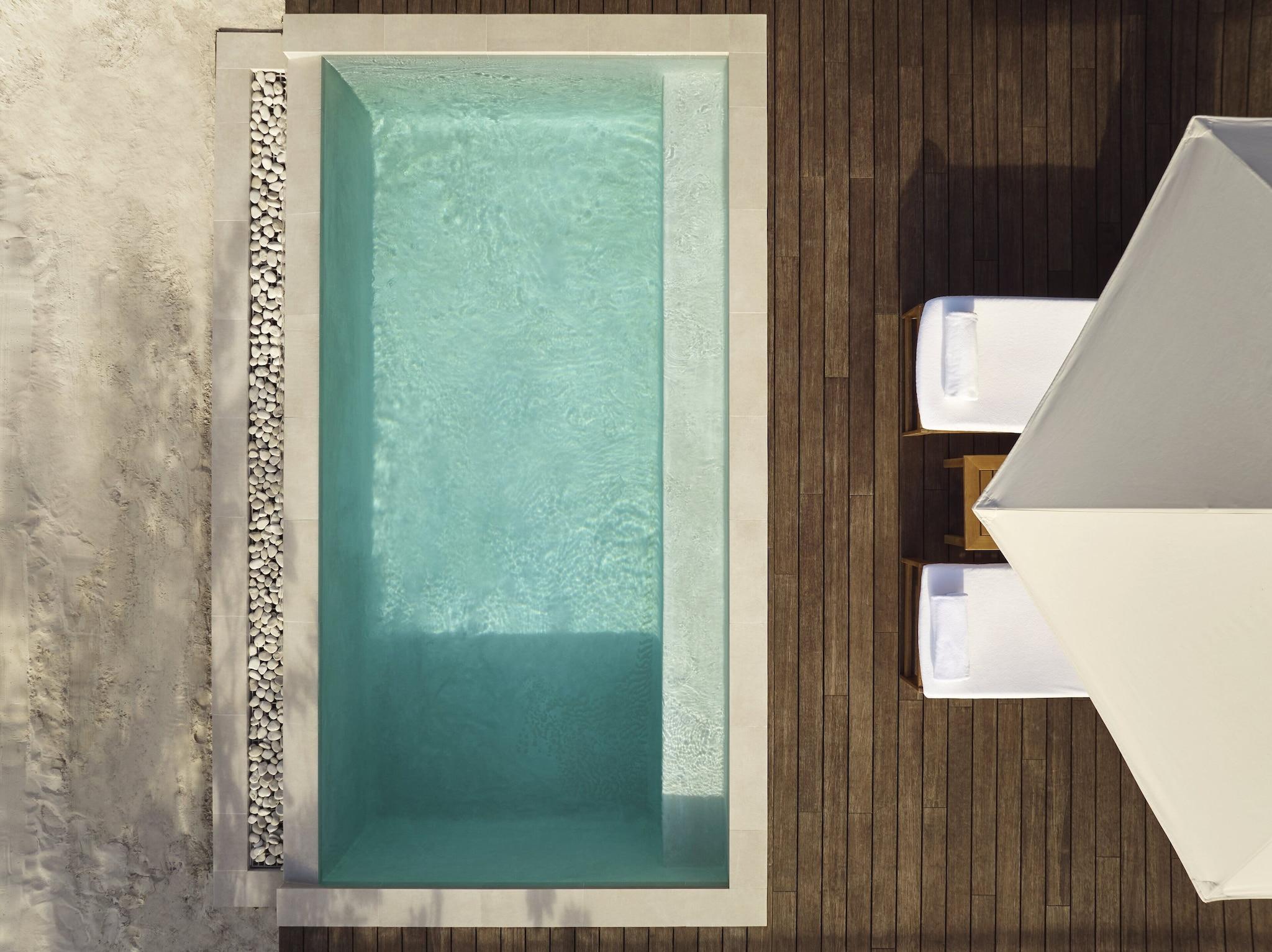 Suite, Beach Front