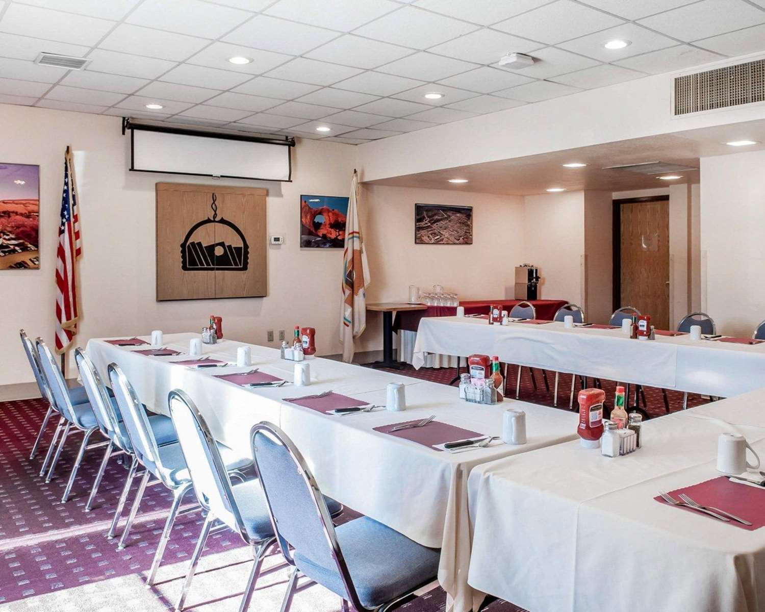 Quality Inn Navajo Nation Capital 13/17