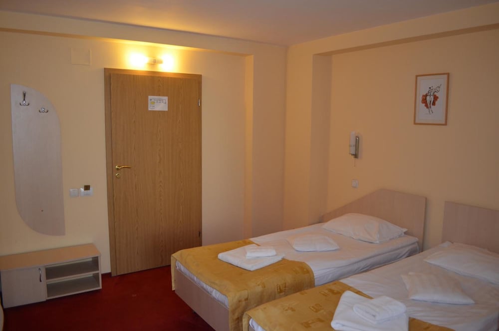 Hotel City Center 12/50