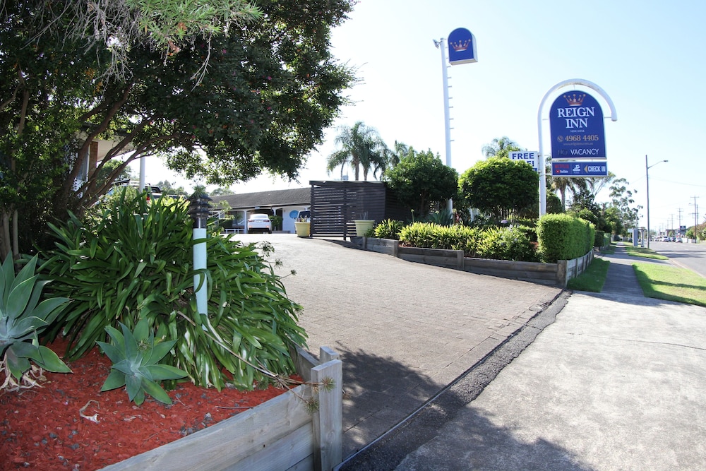 Reign Inn Newcastle 42/50