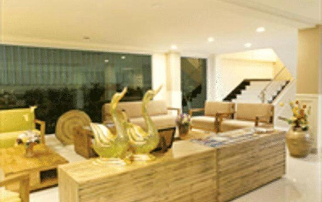 Muanmanee Boutique Hotel 69/81