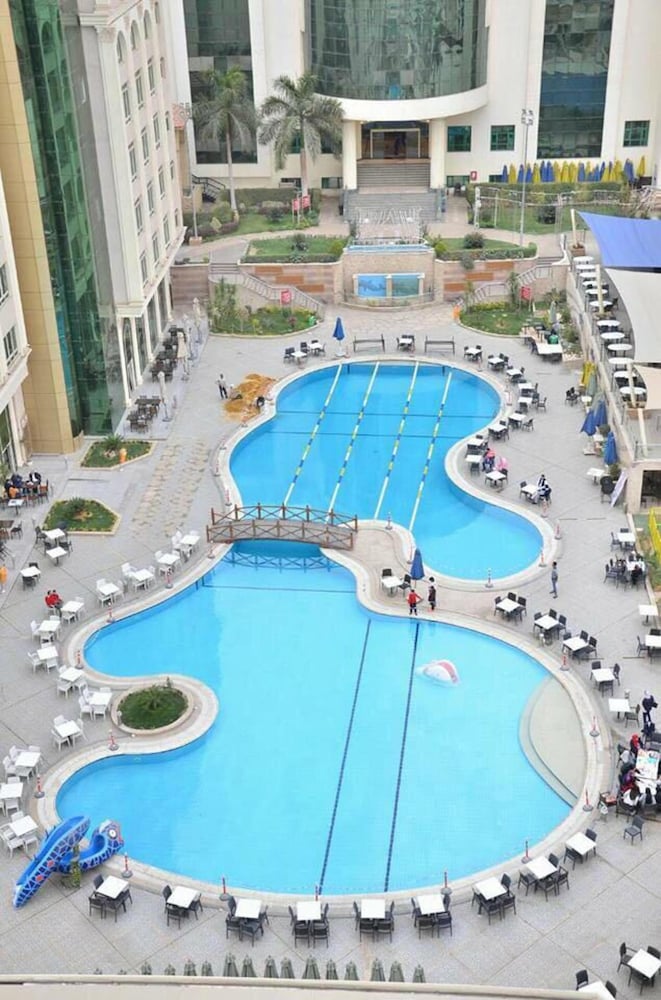 Logistic City Stars Hotel Cairo 25/26