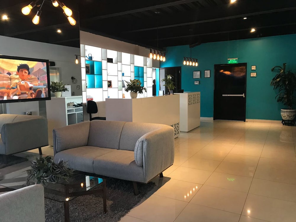 Elite 47 Hotel And Suites Ex Pia Suites 38/51