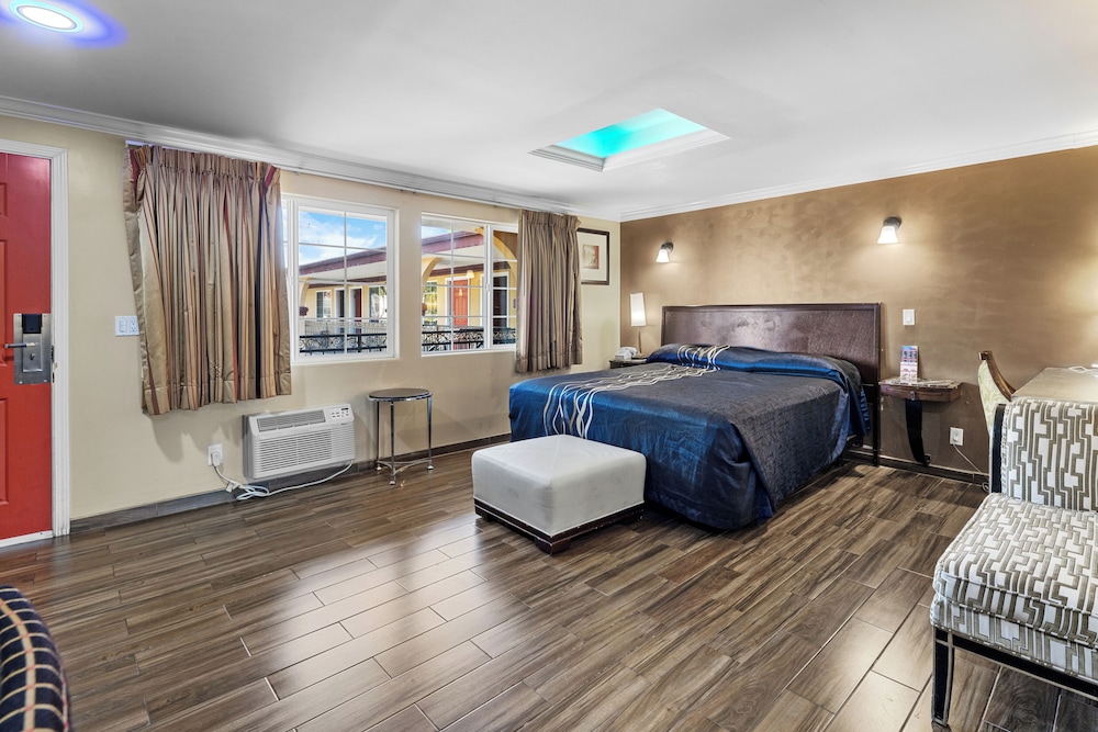 Sky Palm Motel 22/50