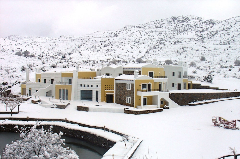 Delina Mountain Spa Resort 2/86