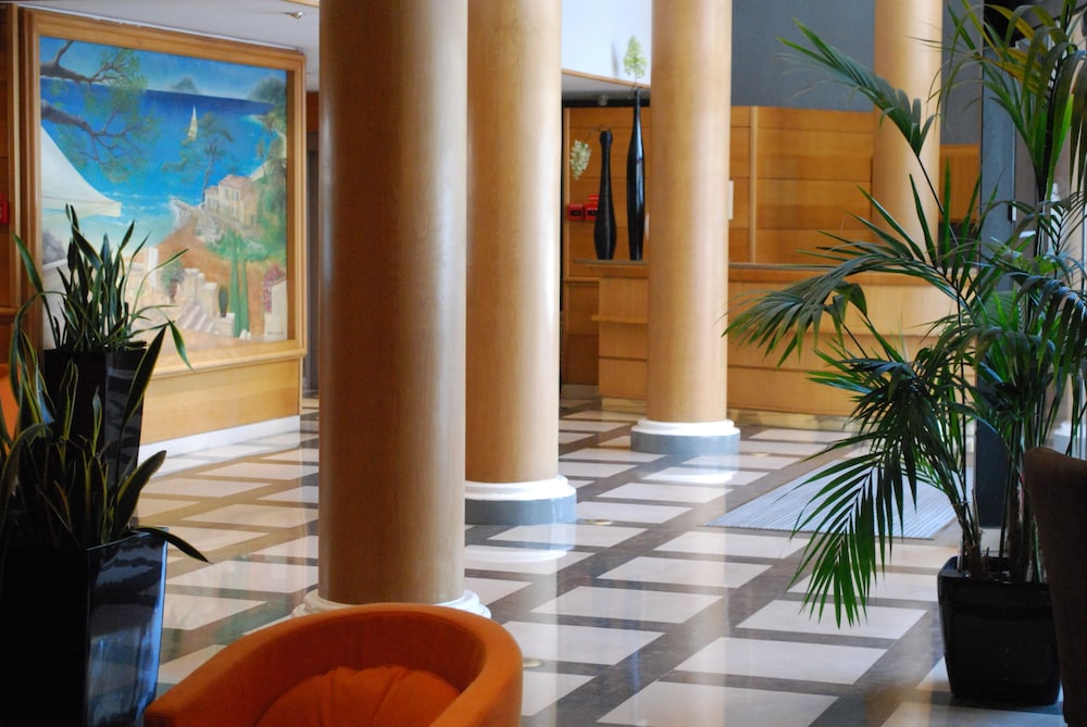 lobby