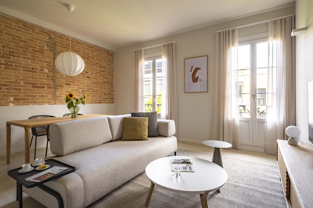 Aspasios Garden Apartments 23/46